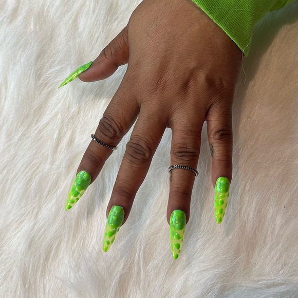 “AREA 59 Alligator” Press On Set by LoveScottiNails - Picture 3 of 8